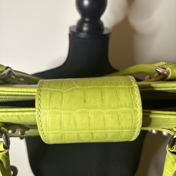 Lime Green Croc Embossed Shoulder Bag Y2K Retro 2000s Style Metal Ring Detail - Picture 8 of 8